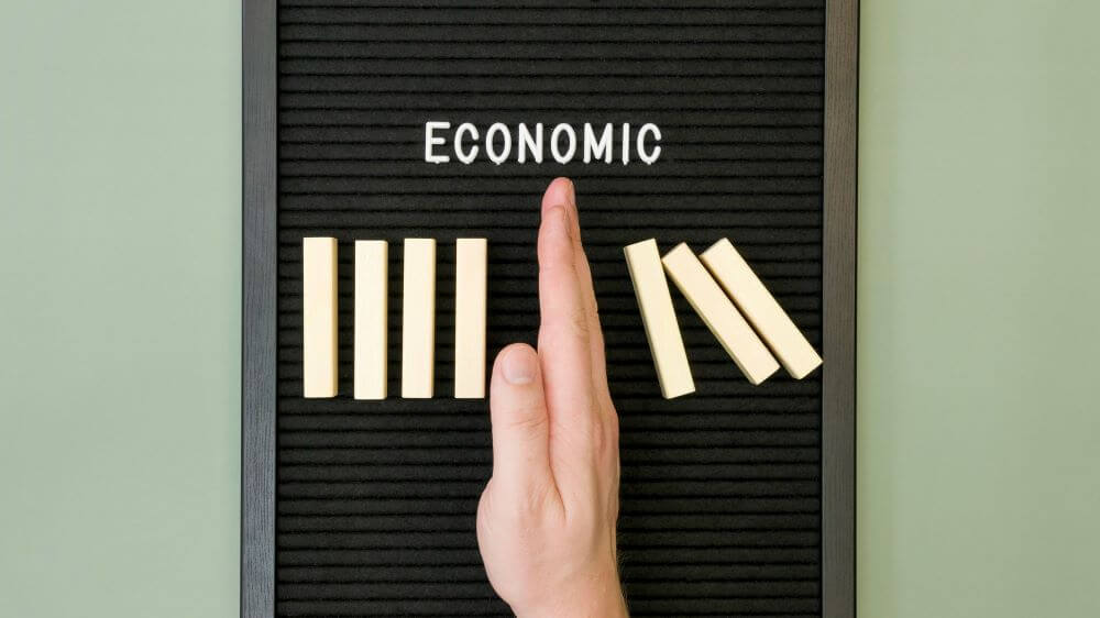 Are Index Funds a Safe Bet in a Growing Economy