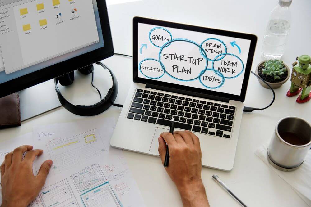 Budget-Friendly Tools for UK Startups: From Hosting to Productivity