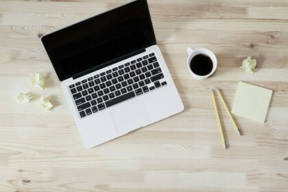 6 Hacks To Create A High-Converting Landing Page For Your Business